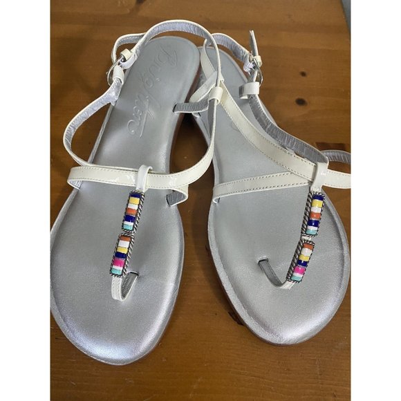 Brighton Size 8.5M OSLO White Silver Leather Strappy Thong Sandals Brazil NWT - Picture 1 of 9